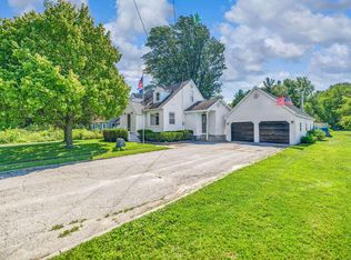3028 E Gordonville Rd, Midland, MI 48640