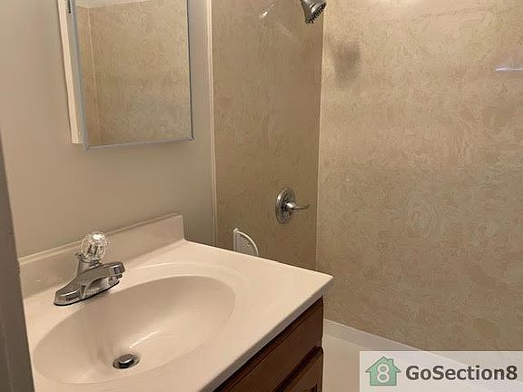 5th image of 1524 11th Ave APT A