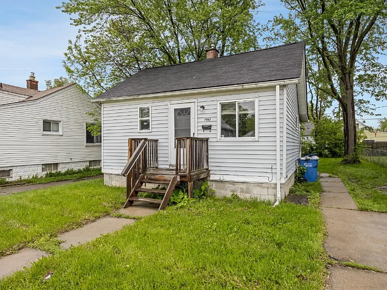 7067 Studebaker Ave — Photo 2