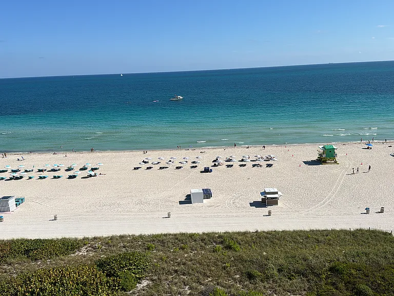 401 Ocean Dr #518 — Photo 1
