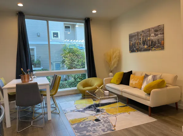 2214 S Charles St, Seattle, WA 98144
