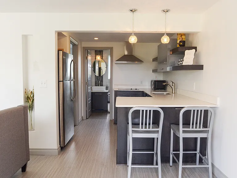 35 South Luxury Living Apartments — Photo 5