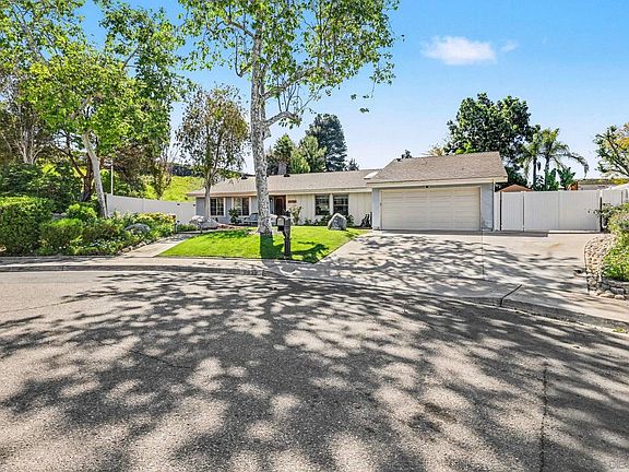 2nd image of 9939 Crestlane Ct