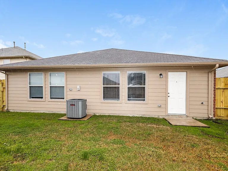 12254 Lavon Dr — Photo 16