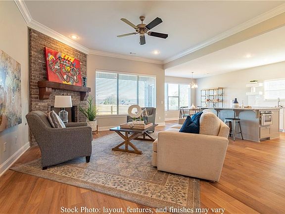 4th image of 5584 W Persimmon St