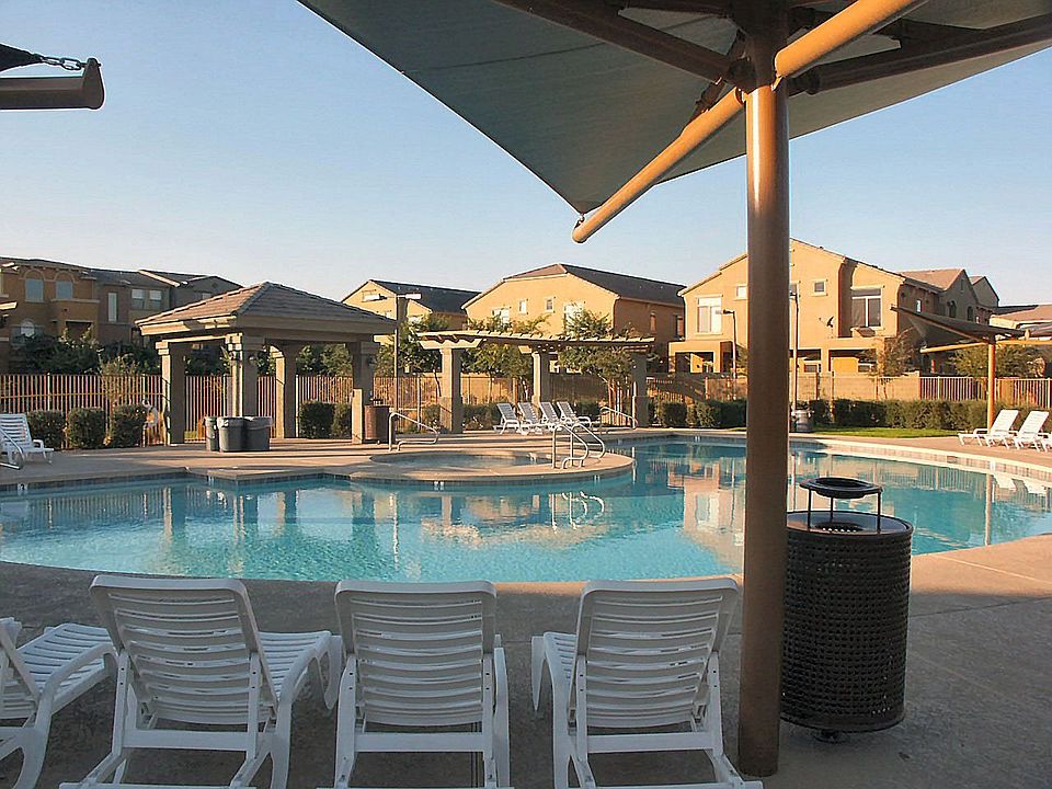 Pool View 2