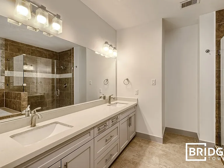 2208 Arabelle St — Photo 13
