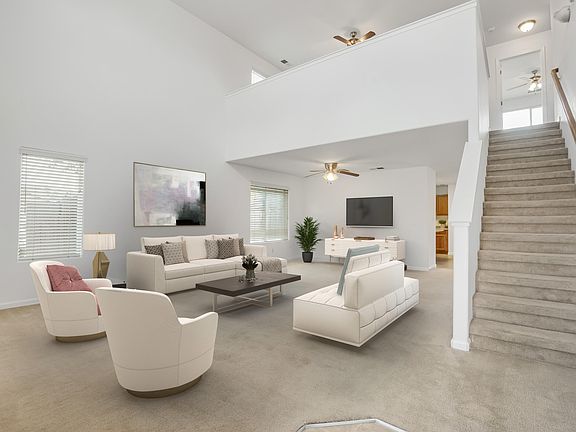 3rd image of 4325 E Bennett Cir