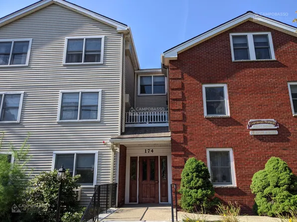 174 Summer St APT 18, Arlington, MA 02474