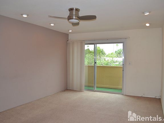 4th image of 4630 N 68th St Unit 208