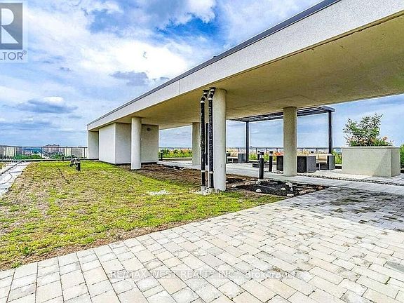 5th image of 80 Esther Lorrie Dr Unit 1123