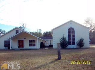 204 Japonica Dr, Jesup, GA 31546