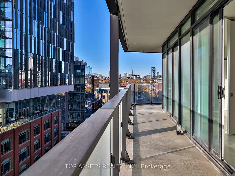 125 Peter St #602 — Photo 18