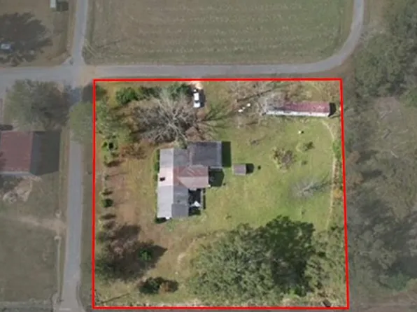 51 Larch St, Silver Creek, MS 39663