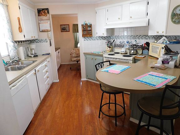 4th image of 1510 Ariana St #178