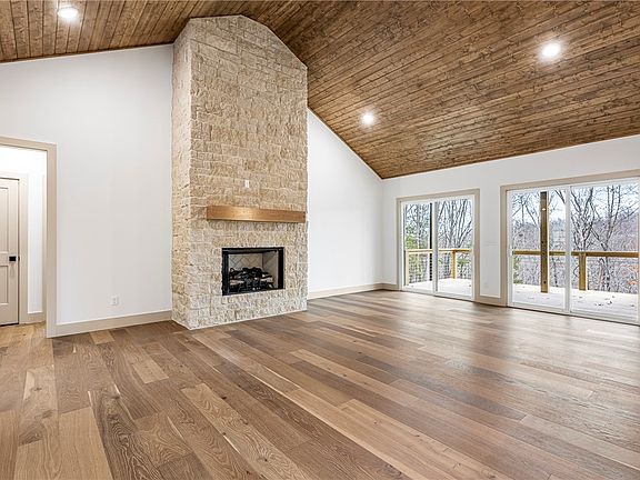 4th image of 15 Fryer Ln