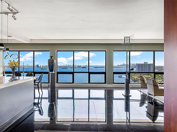 2nd image of 11111 Biscayne Blvd #Penthouse 22c