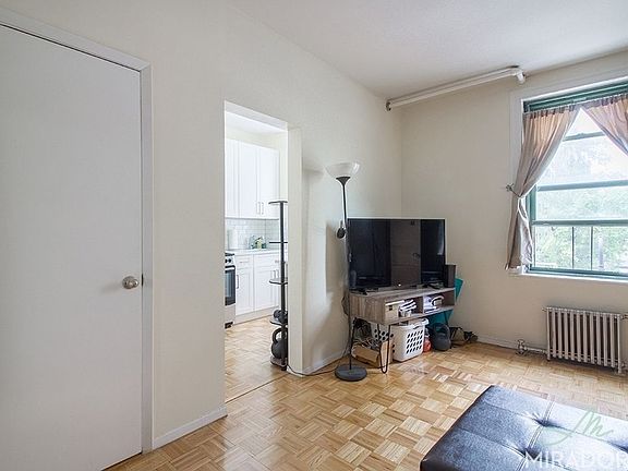 2nd image of 542 E 79th St APT 3C