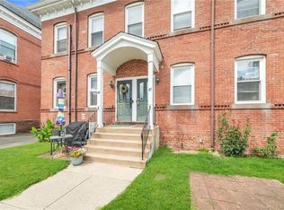 47 Grove St #47, Windsor Locks, CT 06096