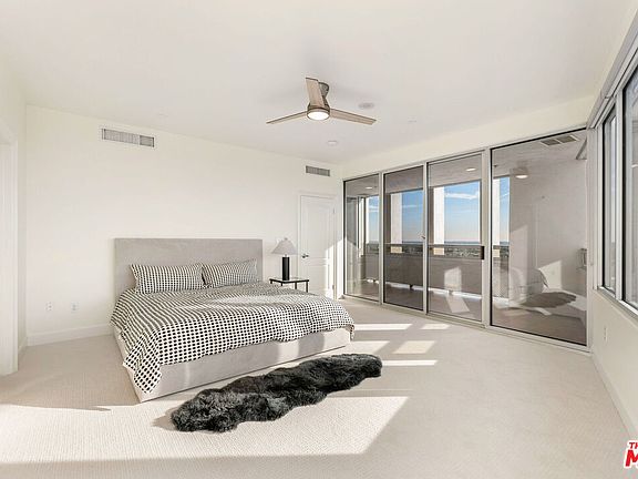 5th image of 5670 Wilshire Blvd Ph 2