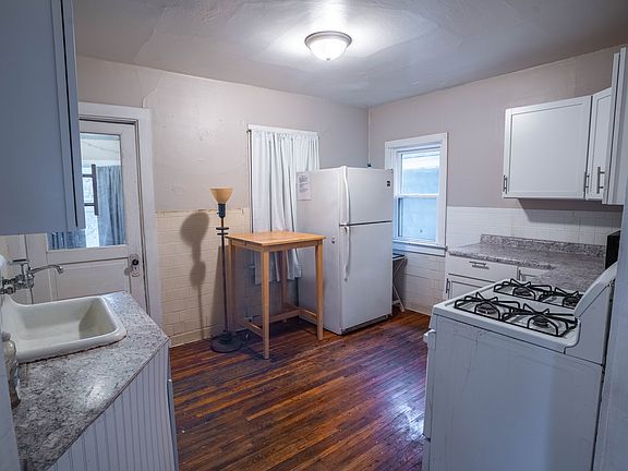 4th image of 2603 S 7th St #2