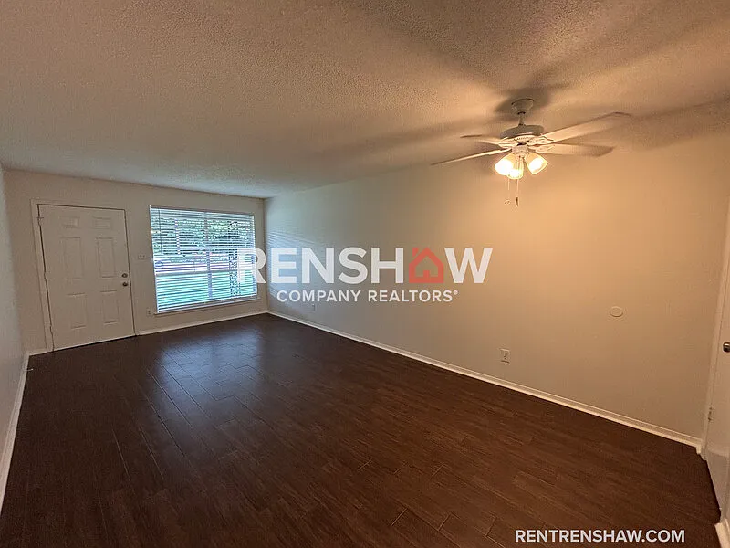 2 bed, 1.0 bath, 900 sqft, $1,195 — Photo 2