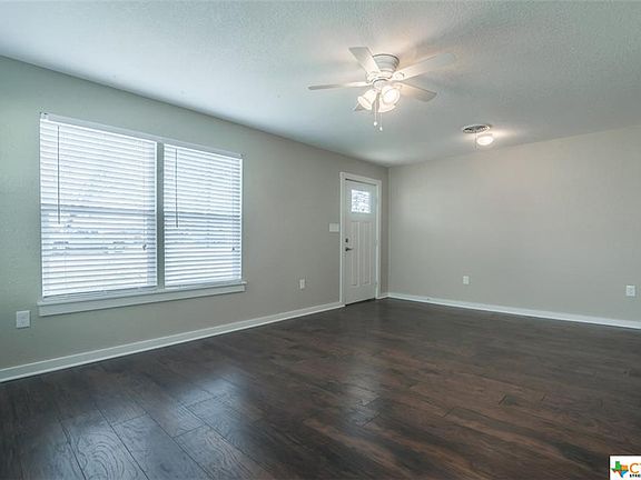 5th image of 1250 W Coll St
