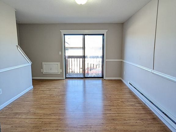 4th image of 212 Wolcott St APT 1