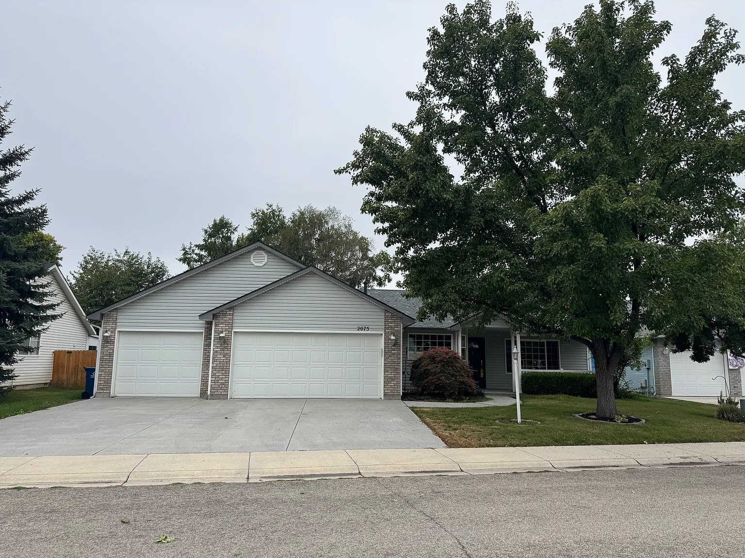 4 bed, 1830 sqft, $2,900 — Photo 2