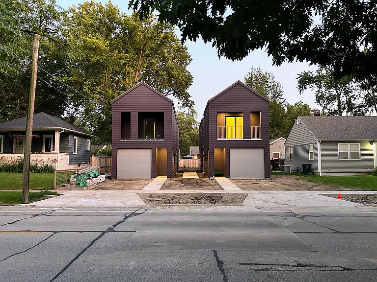 1003 E Washington St — Photo 38
