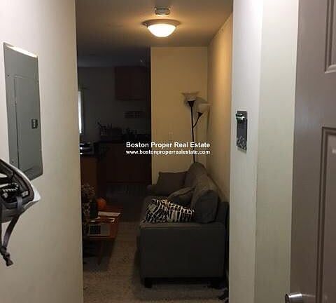 461 Park Dr. #G04 Boston - Fenway Unit Photo 4