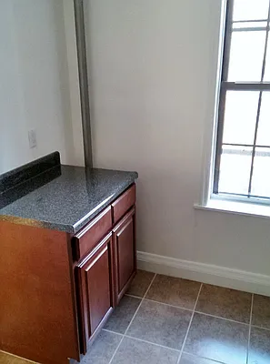 Rented by Bohemia Realty Group | media 11