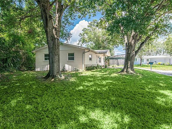3rd image of 1220 Balboa Cir