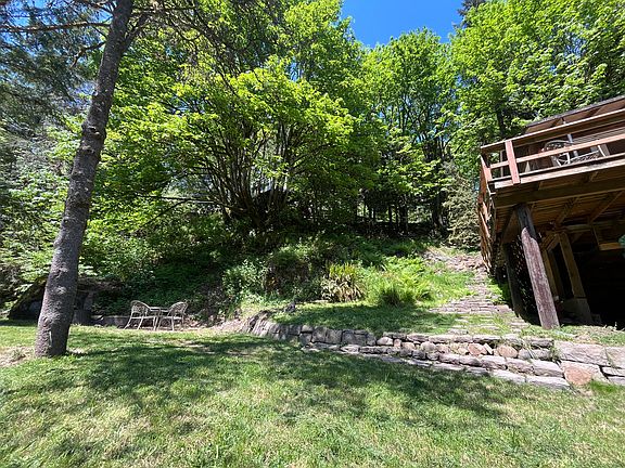 5th image of 2425 Kalama River Rd #1