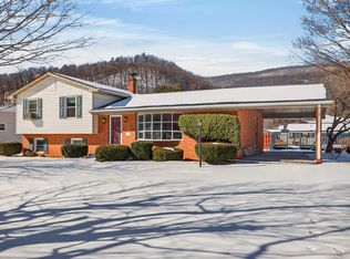 3010 Valley Ridge Rd, Covington, VA 24426