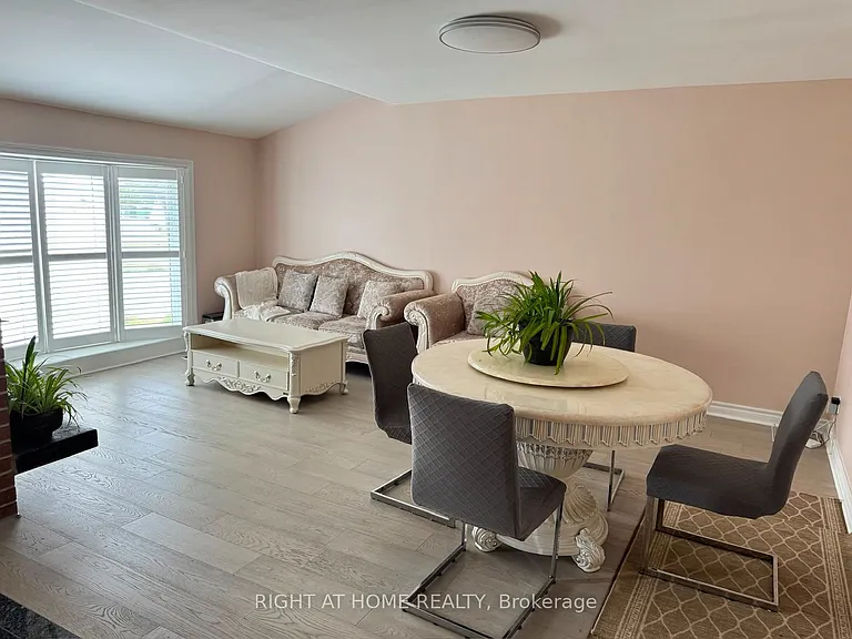 14 Ptarmigan Cres — Photo 3