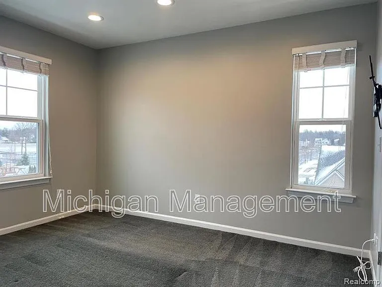 411 Wright St — Photo 20