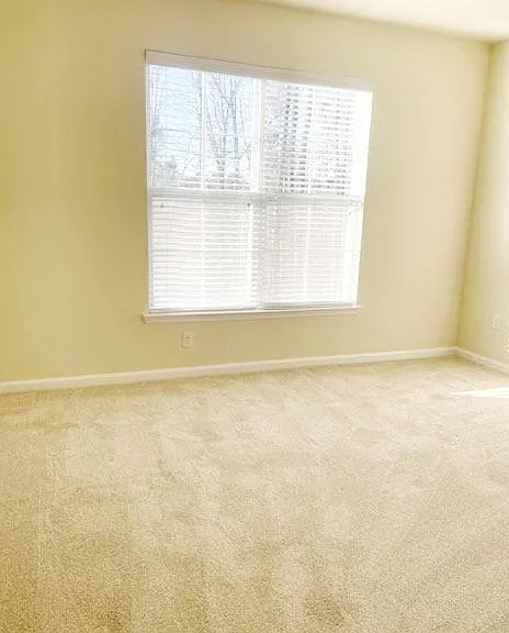 Clairmont at Hillandale — Photo 132
