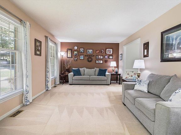 5th image of 1202 Keith Dr