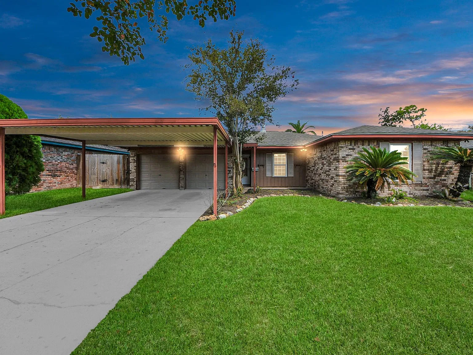 3 bed, 1.5 bath, 1603 sqft, $1,750 — Photo 3