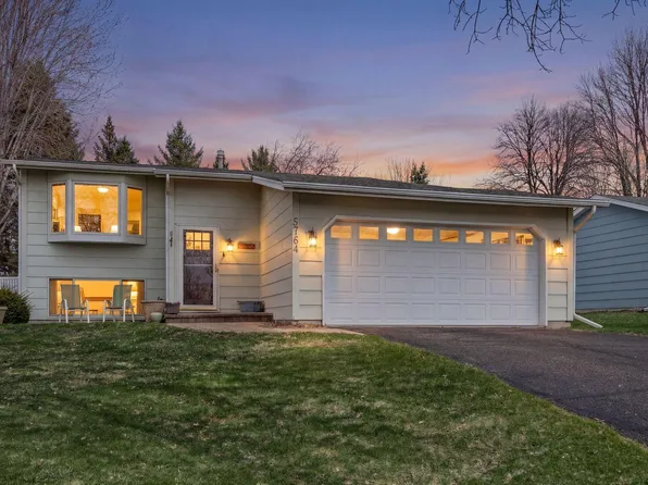 5764 W 136th Ct, Savage, MN 55378