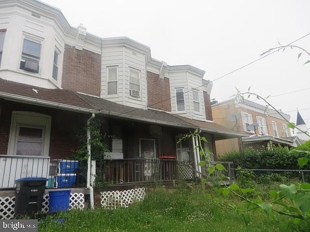 1st image of 2904 W 9th St