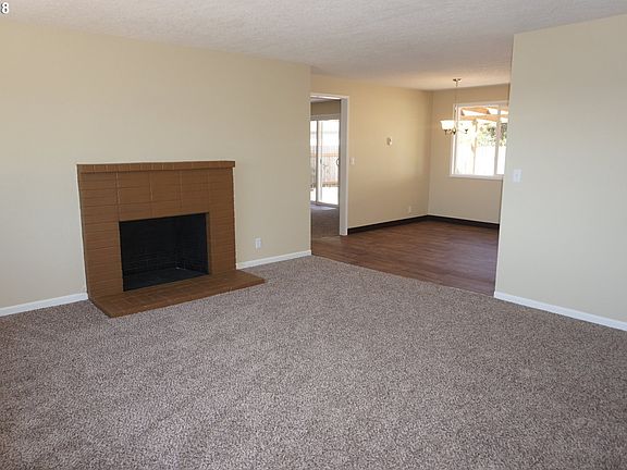4th image of 6406 NE 140th Ave