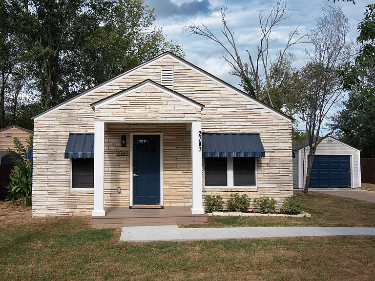 2707 Flanigan St — Photo 16