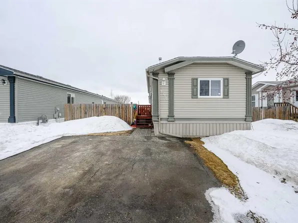 8714 E 88c St, Grande Prairie, AB T8X 0C5