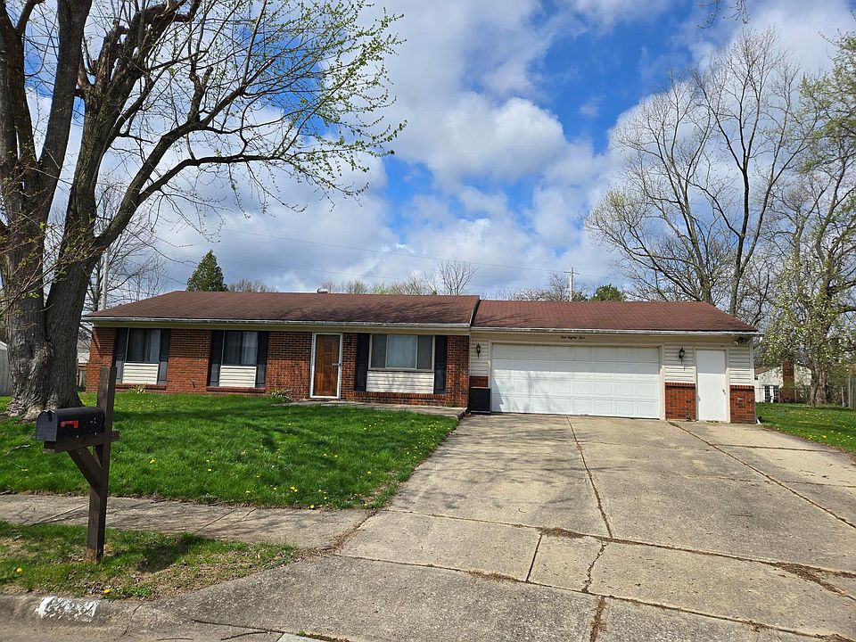 1st image of 185 Fairlawn Ct