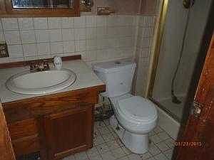 2nd bathroom