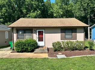 3829 Oakwood Rd, Charlotte, NC 28269