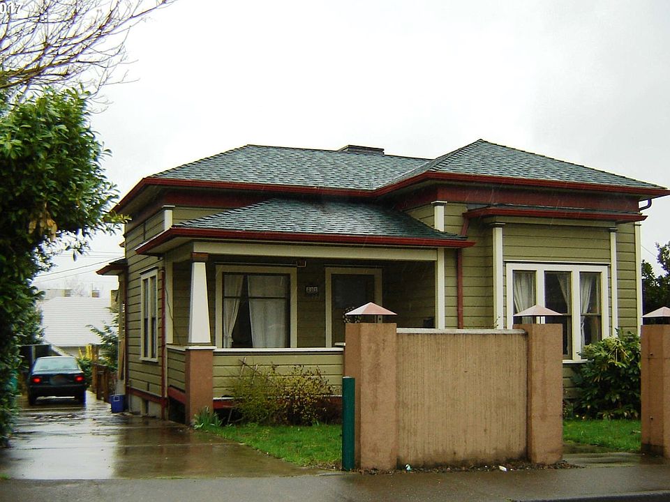1st image of 211 E Fourth Plain Blvd