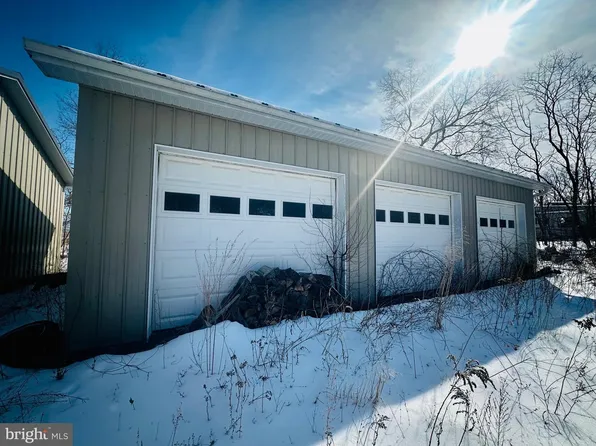 82 Kingbaum St, Ridgeley, WV 26753